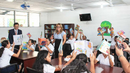 La Presidenta Zahng Gil-jah de la Fundación Internacional WeLoveU estableció recientemente una biblioteca en la Escuela Primaria Amatepe Asunción a través de la sucursal de la Fundación Internacional WeLoveU en San Salvador, El Salvador.